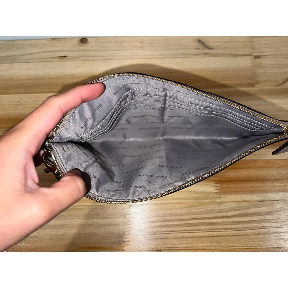 Michael Kors‎ Wristlet